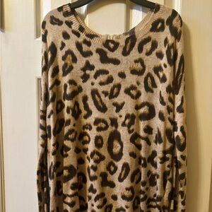 H&M Cheetah Print Sweater Size Small